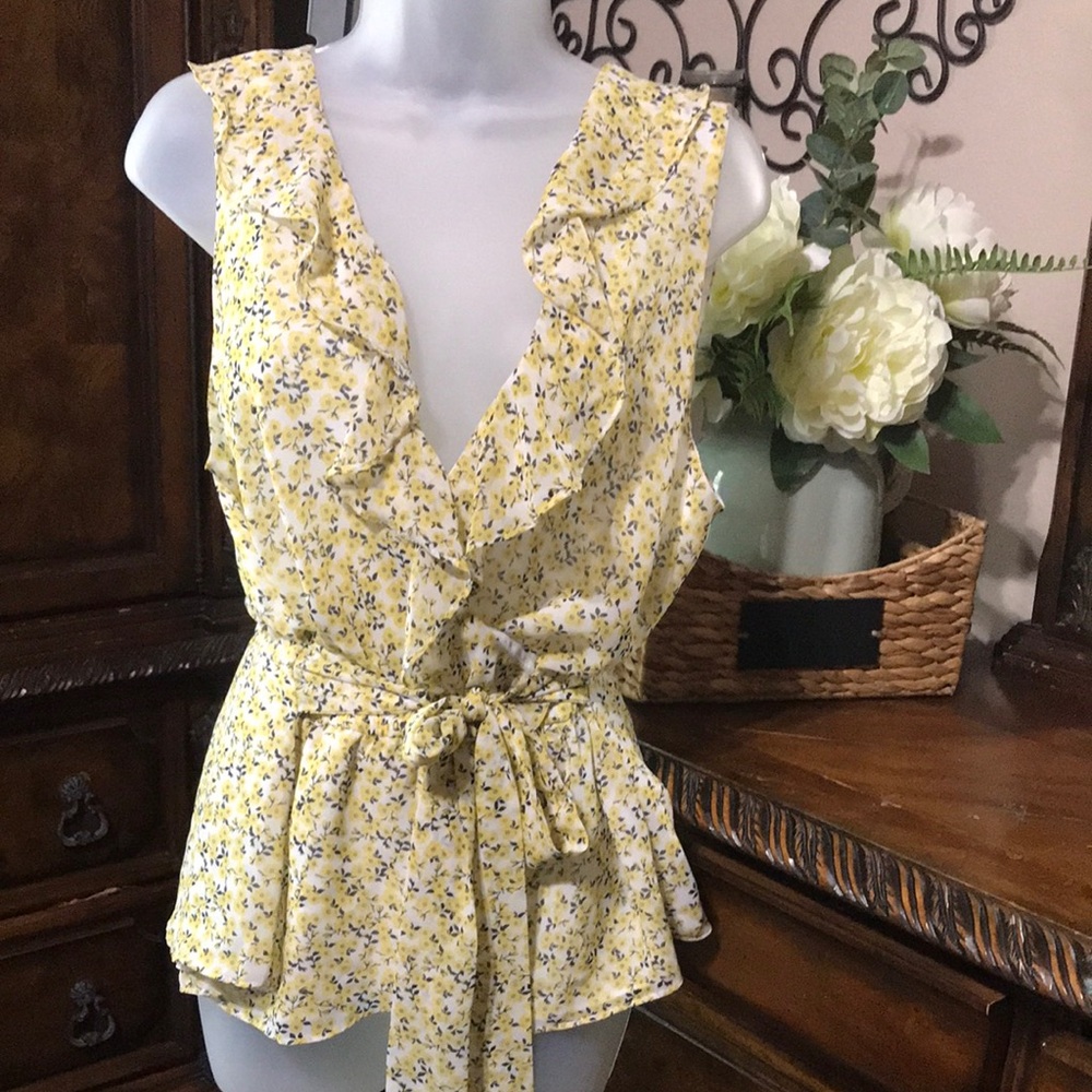 Max Studio Yellow and White  chiffon top Ruffled Blouse